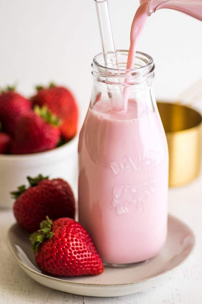 Strawberry milk - Pregnancy Nutrition