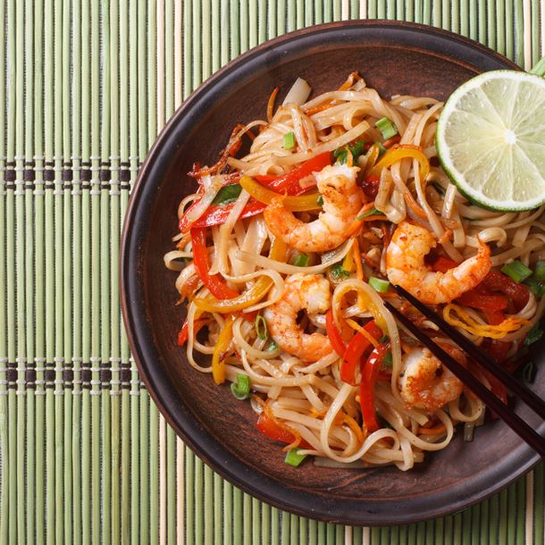 Nouilles sautées aux crevettes - alimentation grossesse